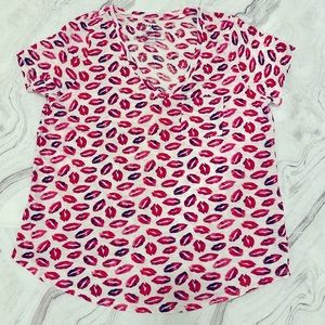 Torrid Red Lips KISS Classic Fit Tee- Size 0